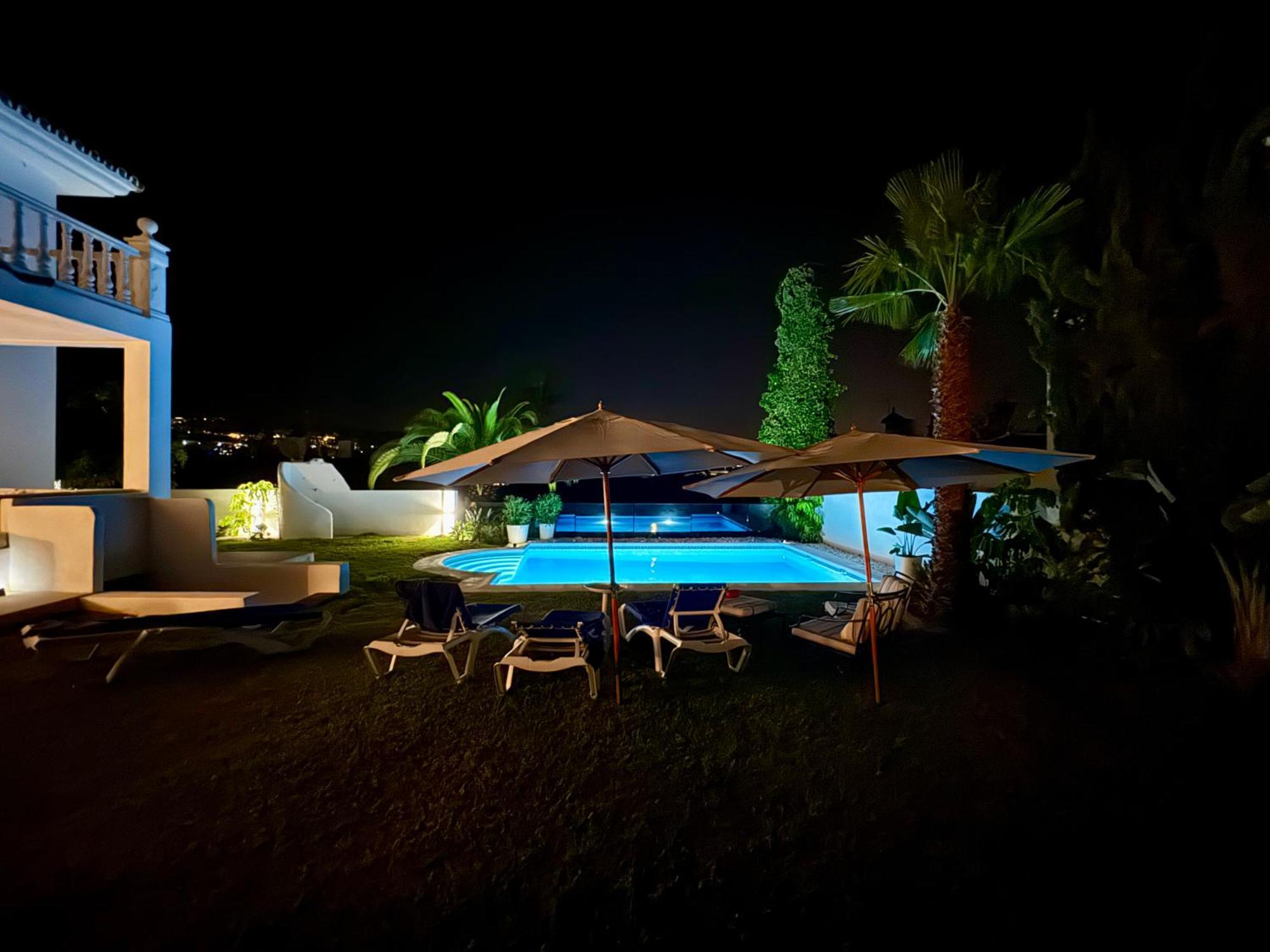 Bed and Breakfast Aurora Boutique House - Only Adults Марбелья Экстерьер фото