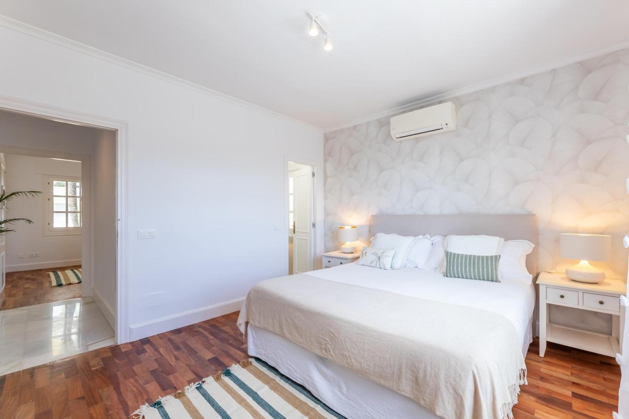 Bed and Breakfast Aurora Boutique House - Only Adults Марбелья Экстерьер фото